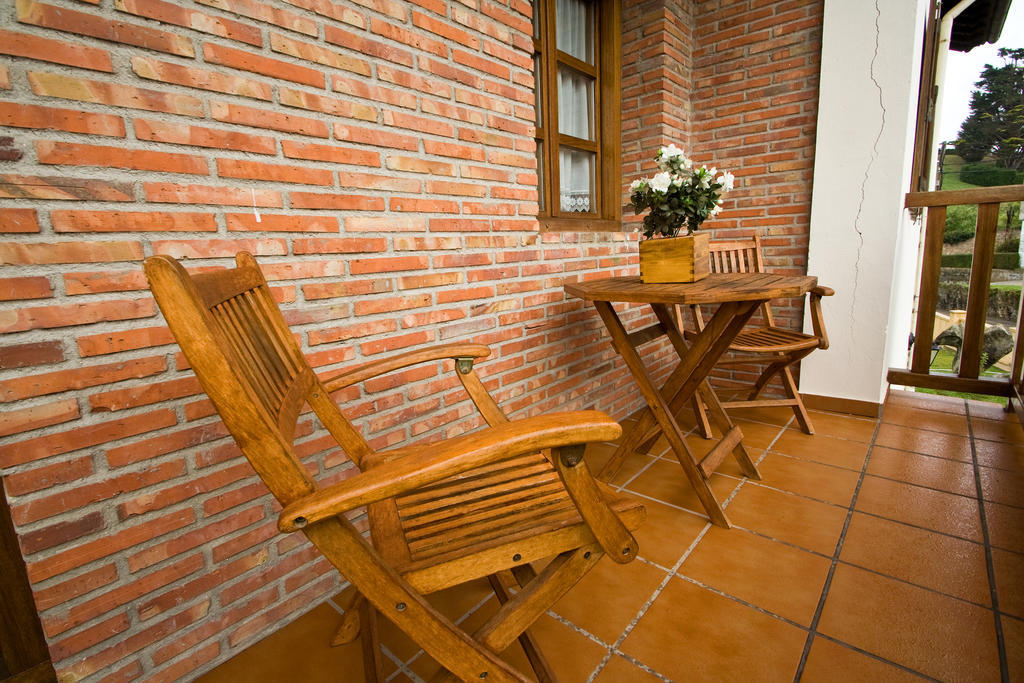 Vivienda Casa Luisa Apartment Comillas Exterior photo