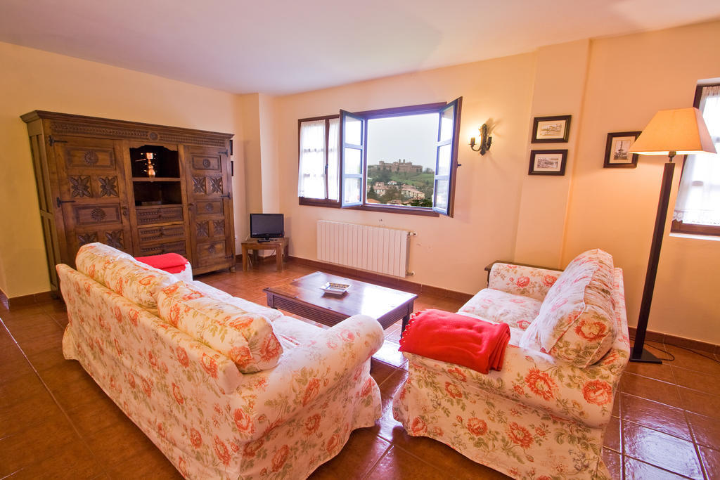 Vivienda Casa Luisa Apartment Comillas Exterior photo